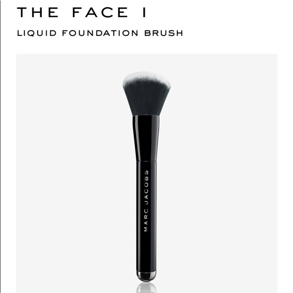 Foundation Brush NEW IN BOX